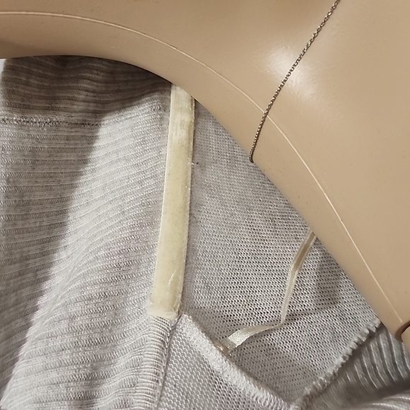 NEW LULULEMON - Picture 9 of 9